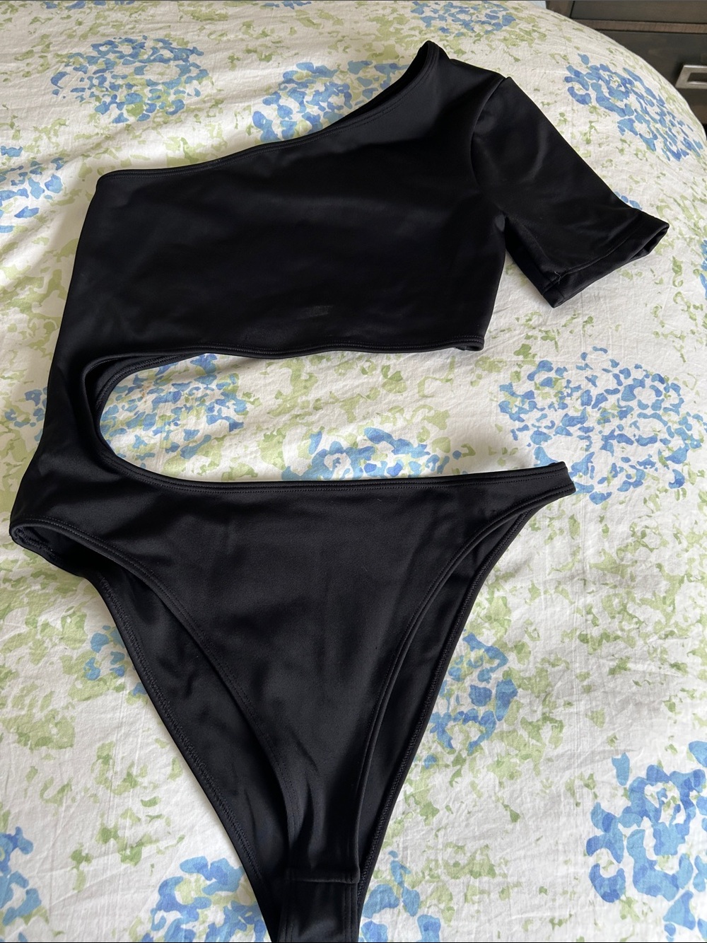 Women’s Black One-Shoulder Cutout Bodysuit